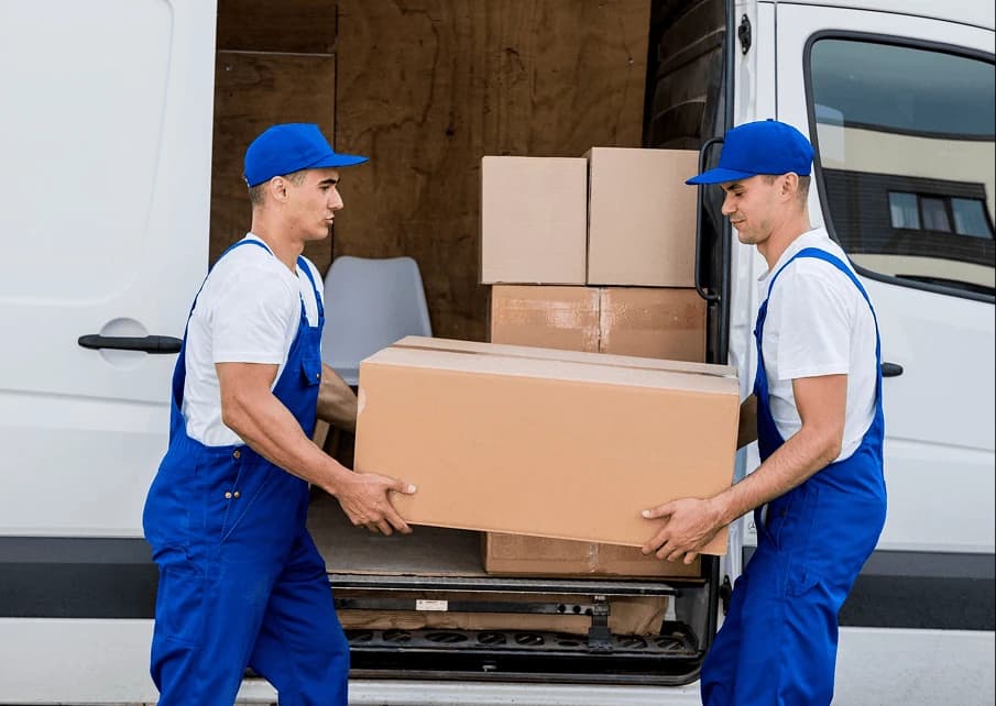 A full Giant Van man-and-van crew with their own vehicle